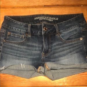 American Eagle 360° Shortie Shorts ☀️